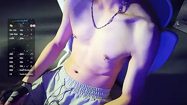 Snapshot of FEIYU001 chatting on January 21, 2:37 pm FEIYU001 online show from January 21, 2:37 pm