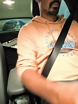Snapshot of FablinoX chatting on June 8, 8:42 pm FablinoX online show from June 8, 8:42 pm