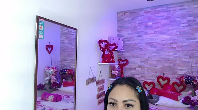 CindyWilliams  online show from February 18, 4:48 pm