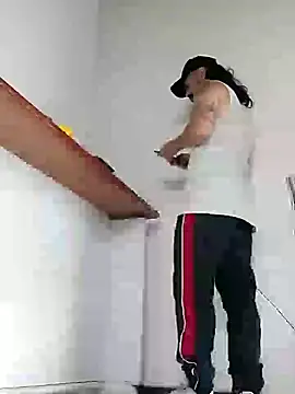 AndresSmith   online show from January 3, 4:48 pm