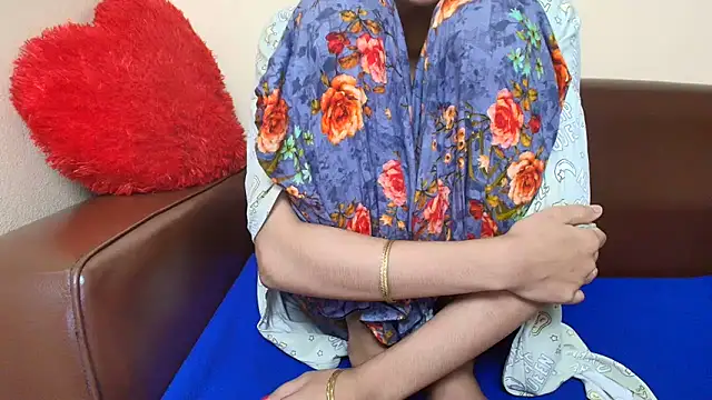 Srabontii online show from November 9, 9:51 am