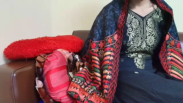 Srabontii online show from December 3, 6:54 am