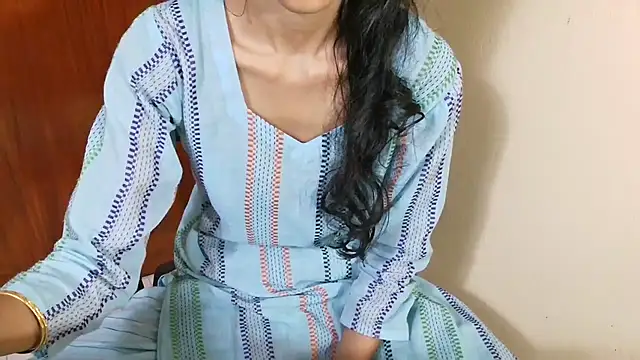 Srabontii online show from March 13, 9:32 pm