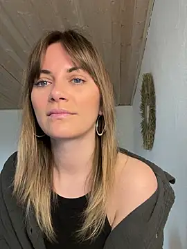 Milla  one online show from March 11, 8:20 am