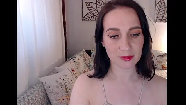 Snapshot of pepper_milf chatting on May 20, 3:51 pm pepper milf online show from May 20, 3:51 pm
