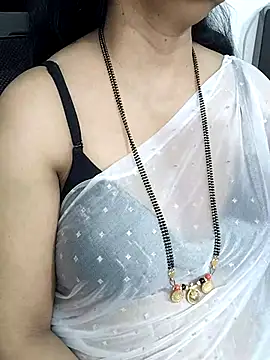 Snapshot of Deepthi_Mysore chatting on February 13, 6:38 pm Deepthi Mysore online show from February 13, 6:38 pm