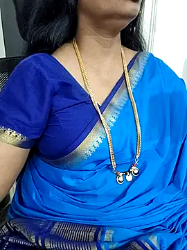 Snapshot of Deepthi_Mysore chatting on March 22, 1:32 am Deepthi Mysore online show from March 22, 1:32 am