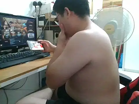 Snapshot of shyboymasturbation chatting on December 26, 3:31 pm shyboymasturbation online show from December 26, 3:31 pm