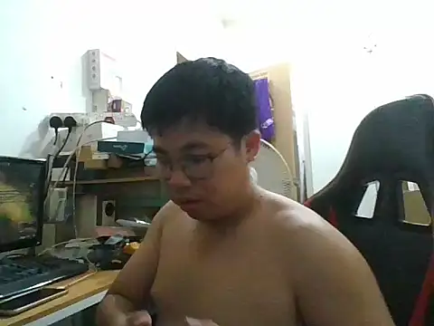 Snapshot of shyboymasturbation chatting on February 6, 1:43 pm shyboymasturbation online show from February 6, 1:43 pm