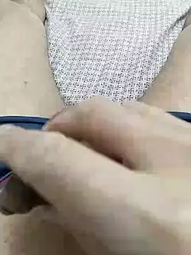 Snapshot of Sperma-V-rotik chatting on February 22, 5:24 pm Sperma-V-rotik online show from February 22, 5:24 pm