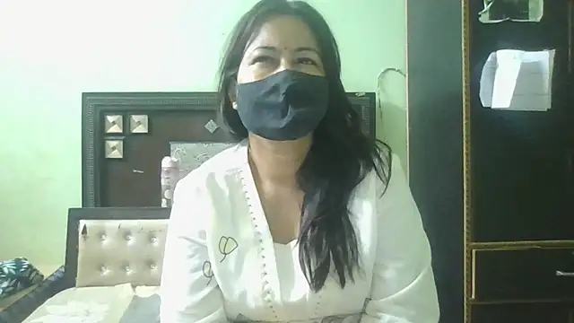 couplesuni online show from May 2, 2:27 am