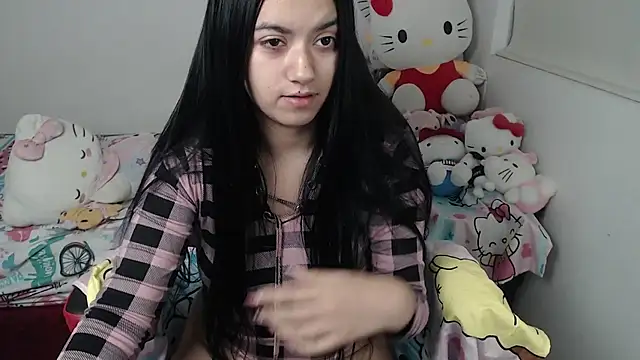 Snapshot of kayla_k18 chatting on July 2, 3:17 am kayla k18 online show from July 2, 3:17 am