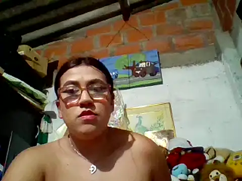 Snapshot of dafne19_ chatting on January 2, 6:29 am dafne19 online show from January 2, 6:29 am