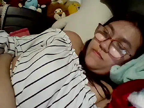 Snapshot of dafne19_ chatting on January 6, 4:26 am dafne19 online show from January 6, 4:26 am