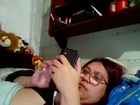 Snapshot of dafne19_ chatting on February 1, 6:21 am dafne19 online show from February 1, 6:21 am