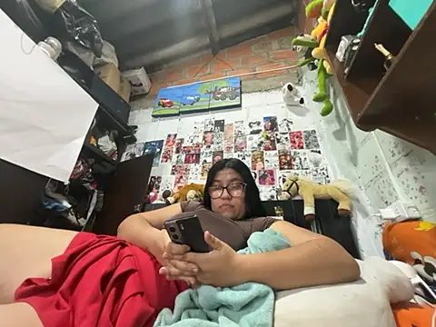 Snapshot of dafne19_ chatting on July 7, 6:47 am dafne19 online show from July 7, 6:47 am