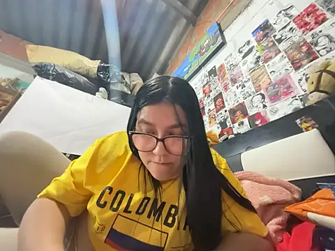 Snapshot of dafne19_ chatting on July 8, 3:33 am dafne19 online show from July 8, 3:33 am