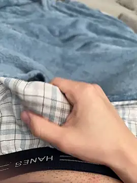 JustBoredHere11 online show from March 22, 11:08 pm