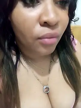 Snapshot of ambarlennoix chatting on March 8, 11:49 pm ambarlennoix online show from March 8, 11:49 pm