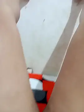 Snapshot of ambarlennoix chatting on November 8, 7:19 am ambarlennoix online show from November 8, 7:19 am