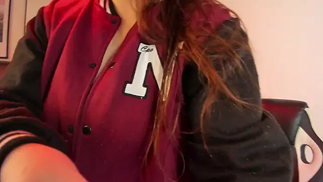 Alaia Cute online show from September 16, 3:40 am