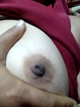 Snapshot of Natasha-In69 chatting on February 5, 11:28 pm Natasha-In69 online show from February 5, 11:28 pm