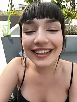 Snapshot of Sophie_Avory chatting on December 22, 9:11 am Sophie Avory online show from December 22, 9:11 am