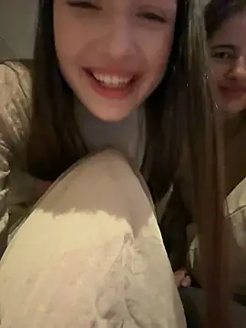 Snapshot of Sophie_Avory chatting on December 24, 3:47 pm Sophie Avory online show from December 24, 3:47 pm