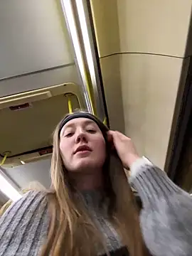 Snapshot of Sophie_Avory chatting on January 23, 8:02 pm Sophie Avory online show from January 23, 8:02 pm