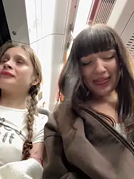 Snapshot of Sophie_Avory chatting on March 1, 8:10 pm Sophie Avory online show from March 1, 8:10 pm