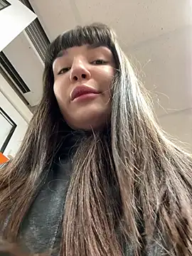 Snapshot of Sophie_Avory chatting on March 10, 9:18 pm Sophie Avory online show from March 10, 9:18 pm