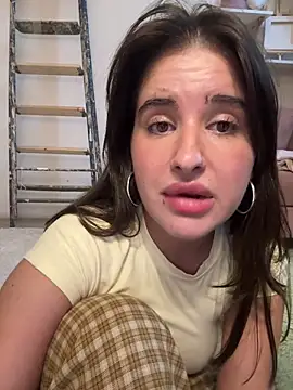 Sophie Avory online show from November 4, 8:24 am