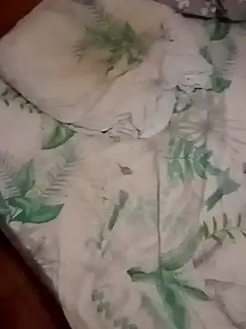 Snapshot of Jeanlaurent972 chatting on November 2, 11:07 pm Jeanlaurent972 online show from November 2, 11:07 pm