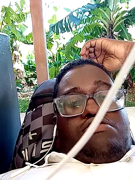 Snapshot of Jeanlaurent972 chatting on February 26, 7:57 pm Jeanlaurent972 online show from February 26, 7:57 pm