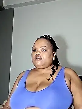 hugemelonsxxx online show from February 7, 4:46 pm