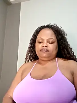 hugemelonsxxx online show from March 11, 4:51 pm