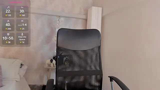 CyntiaAdams online show from January 14, 4:18 pm