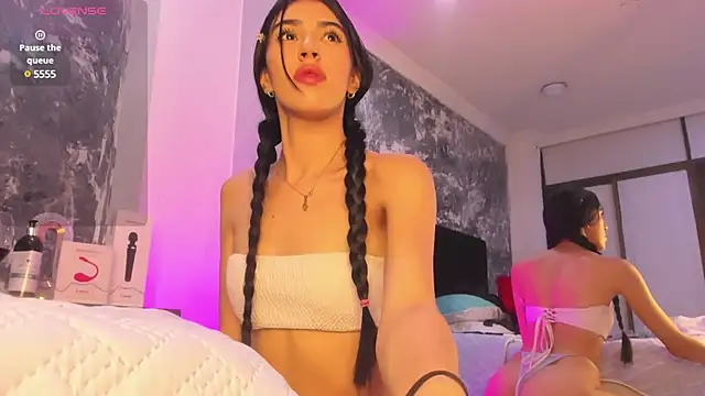 Snapshot of LiaFlowers chatting on January 25, 6:55 am LiaFlowers online show from January 25, 6:55 am