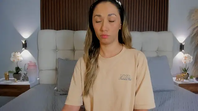 Emma23   online show from May 6, 8:08 am