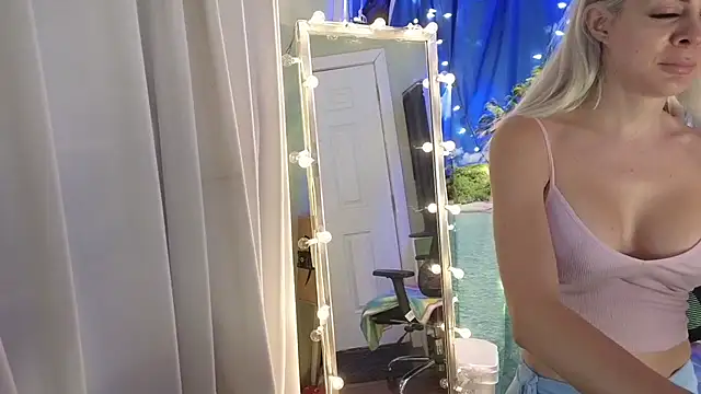 cunty tranny lydia online show from July 3, 4:52 am