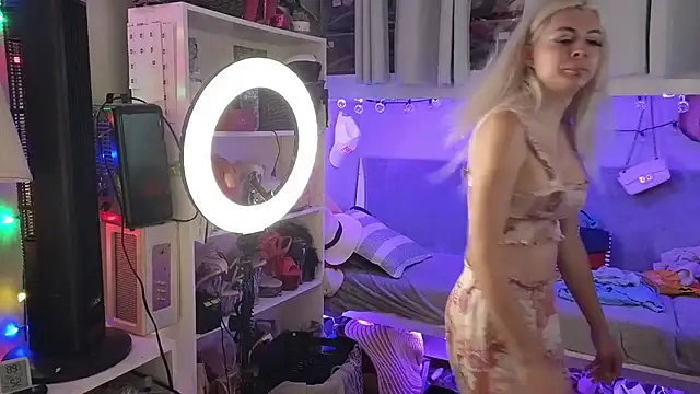 cunty tranny lydia online show from August 1, 6:34 am