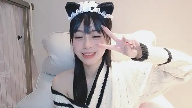 Snapshot of -Hottie chatting on December 29, 7:00 pm -Hottie online show from December 29, 7:00 pm