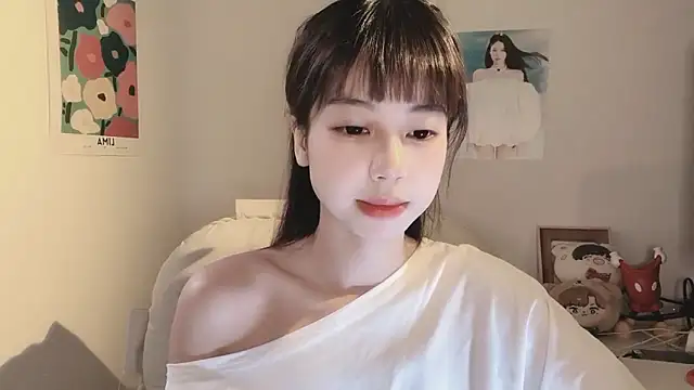 Snapshot of -Hottie chatting on September 10, 4:18 pm -Hottie online show from September 10, 4:18 pm