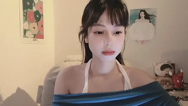 Snapshot of -Hottie chatting on September 18, 4:09 pm -Hottie online show from September 18, 4:09 pm