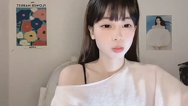 Snapshot of -Hottie chatting on November 29, 3:59 pm -Hottie online show from November 29, 3:59 pm