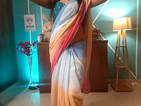 Snapshot of GoldnessAishu chatting on May 28, 6:49 pm GoldnessAishu online show from May 28, 6:49 pm