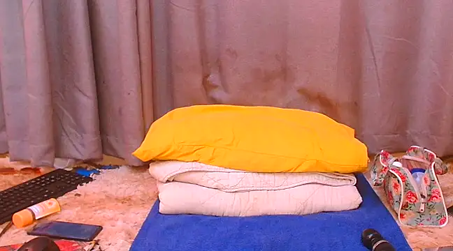 SexyCamilaxx online show from February 9, 10:42 am