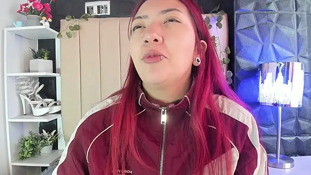 Mia Rinn online show from February 15, 12:47 pm