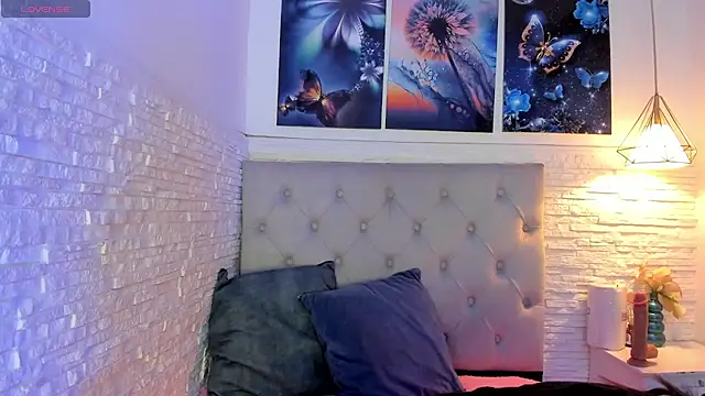 Snapshot of graceymilf666 chatting on February 28, 11:25 am graceymilf666 online show from February 28, 11:25 am