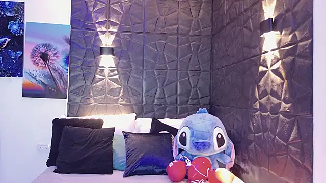 Snapshot of graceymilf666 chatting on September 9, 11:32 am graceymilf666 online show from September 9, 11:32 am